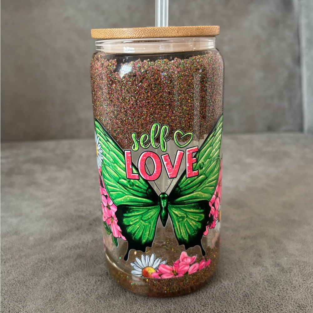 Handmade Glass Glitter Tumbler with cap and straw
